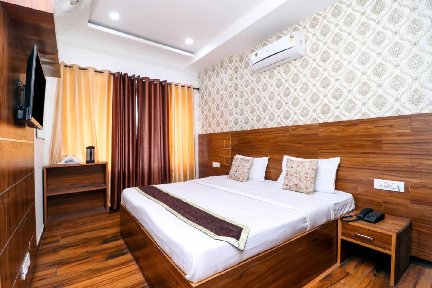 Hotel Fusion Patiāla Zewnętrze zdjęcie